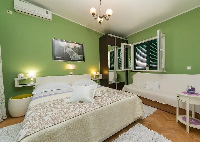 Palmina Apartment Makarska